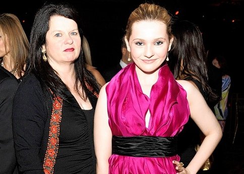 Image of American actress, Abigail Kathleen Breslin and her mother Kim Breslin