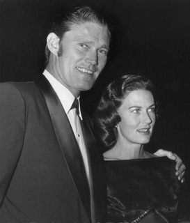 Image of Chuck Connors and Elizabeth Riddell