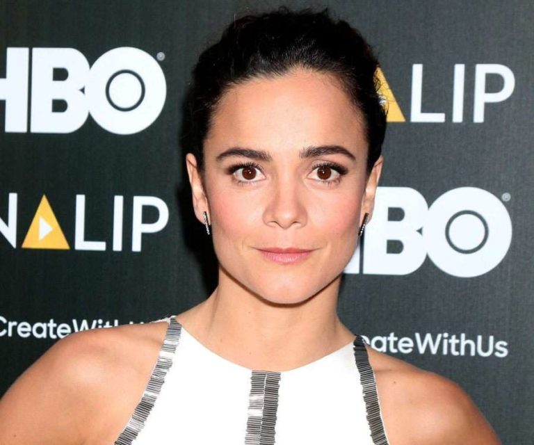 Is Alice Braga Married? Her Net Worth, Age, Wiki.