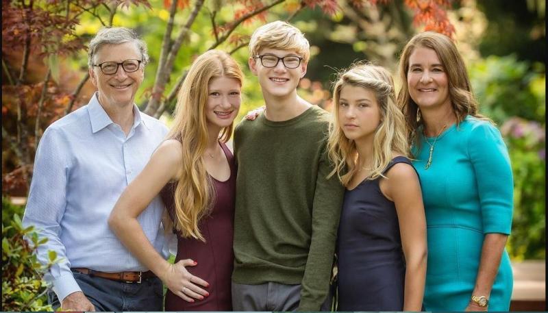 Image of Jennifer Katharine Gates and her family