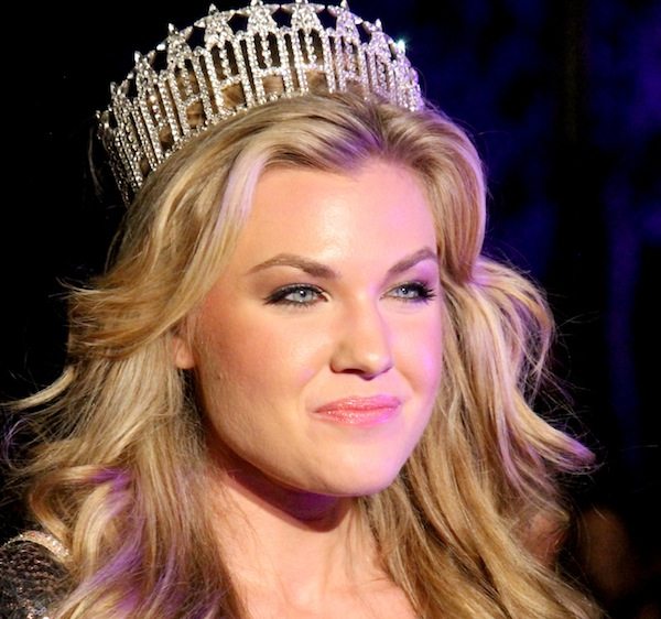 Image of The winner of Miss Arizona USA 2012, Erika Frantzve