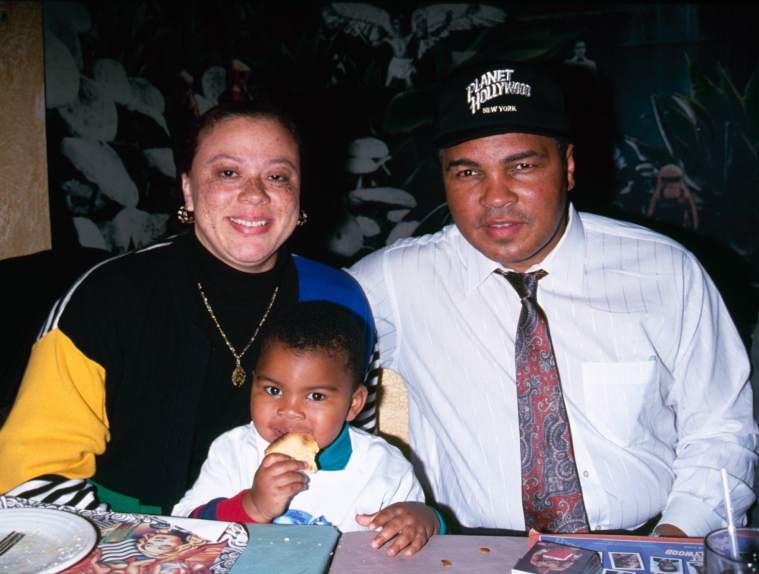 Asaad Amin with his parents in small age