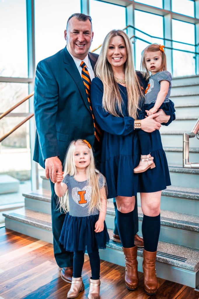 Image of Bert Bielema with his wife, Jennifer Hielsberg, and their two kids
