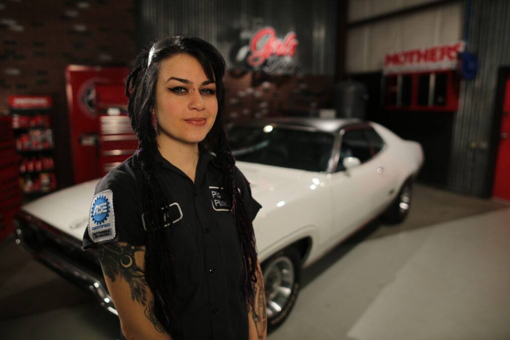 35 years old, Faye Hadley is an American car mechanic and owner of Piston &...