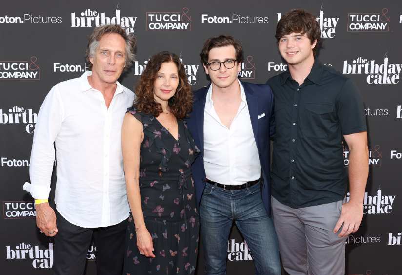 Kimberly kalil with her Ex-husband, William Fichtner and her sons