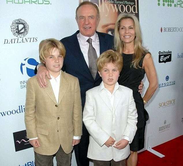 Linda Stokes with her Ex-husband, James Cann and children