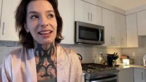Roma Army (Chloe Roma): Her Real Name, Age, and Boyfriend